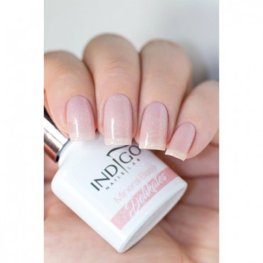 DELICATES MINERAL BASE - 7 ML