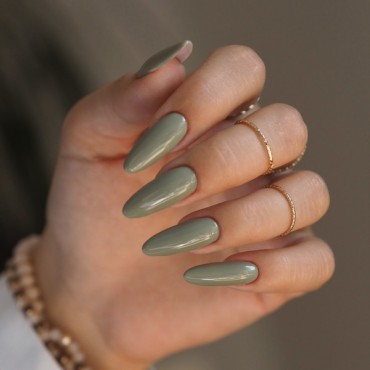 GREYZILLA GĒL LAKA - 7 ML