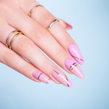 INSTA QUEEN GĒL LAKA - 7 ML