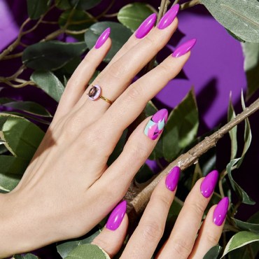 1351 UNTAMED VIOLET GEL POLISH 7ML